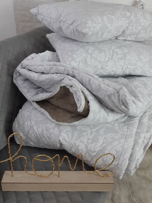 Hemp bedding set: blanket and two pillows, hemp fiber inside this bedding