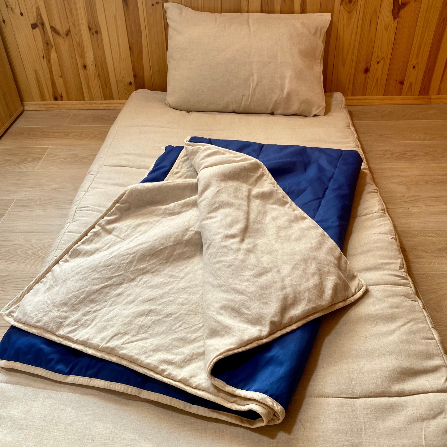 Hemp throw blanket Blue