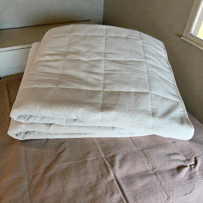 Lightweight Hemp Filled Cotton Quilt