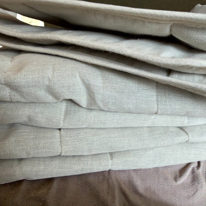 Lightweight Hemp Filled Cotton Quilt