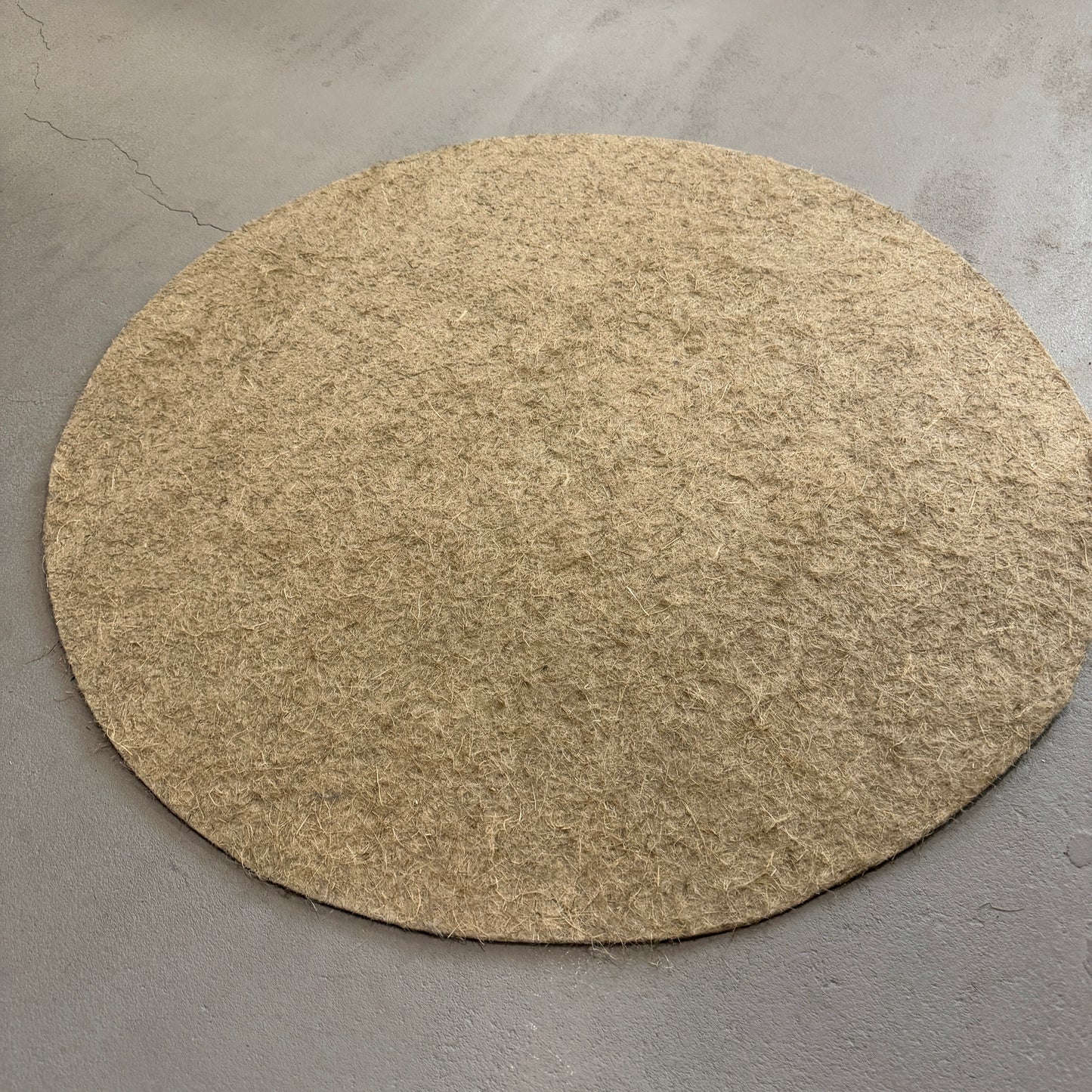 Round Pressed Hemp Fiber Rug – Natural Hemp Mat, 100 cm / 39.4 in