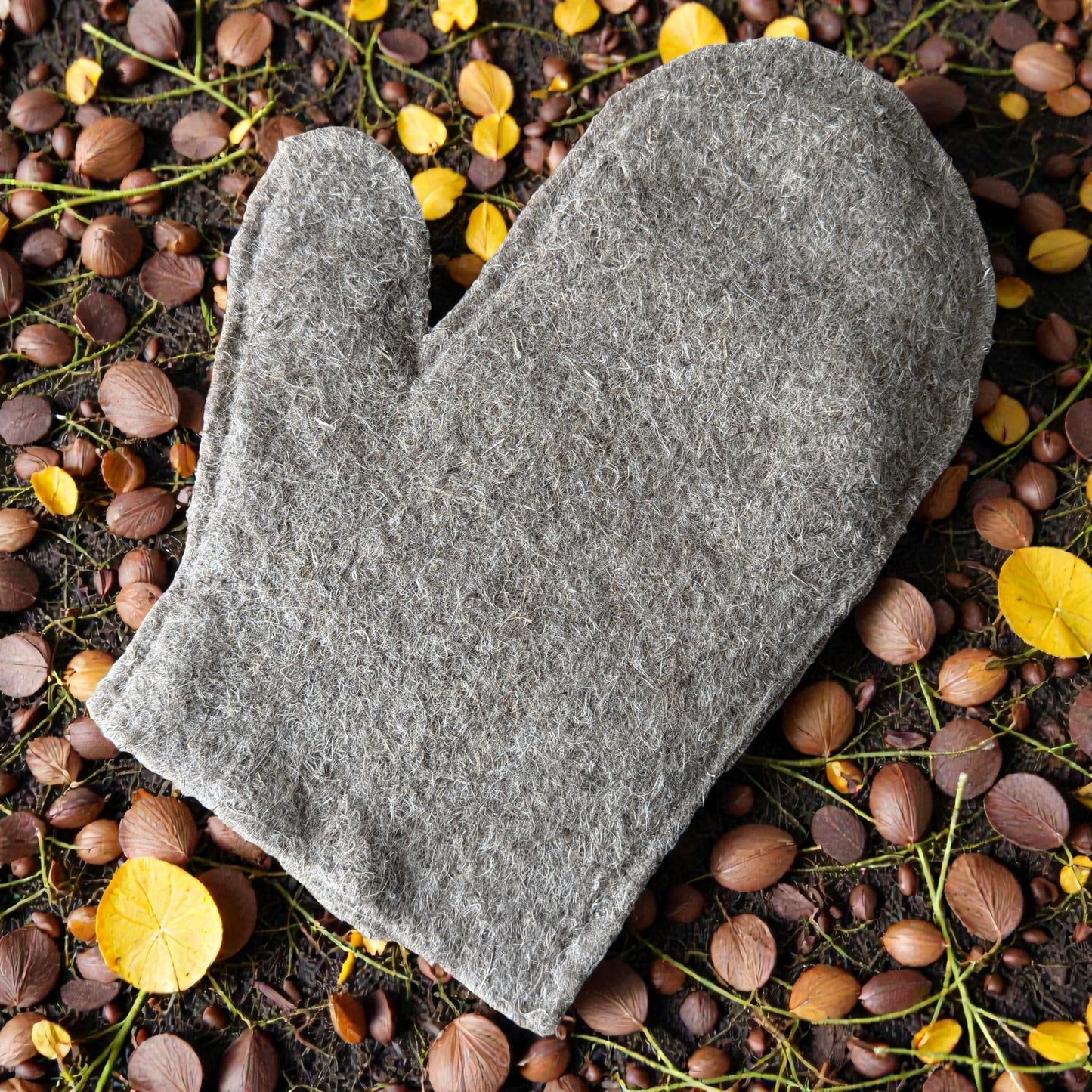 Hemp Bath Mitt – Pressed Hemp Fiber Sauna and Shower Scrub Glove