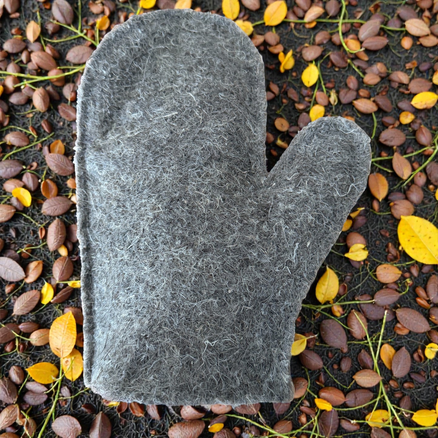 Hemp Bath Mitt – Pressed Hemp Fiber Sauna and Shower Scrub Glove