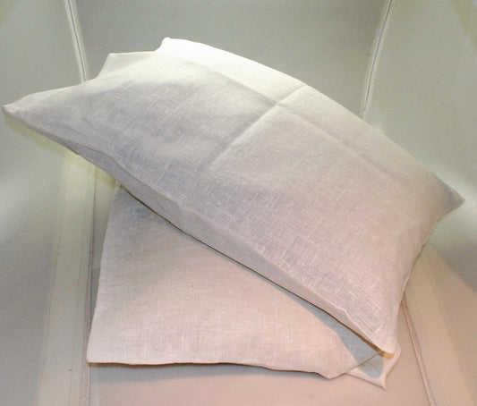 White linen pillow, flax cloth and linen fiber inside, Pleasant to touch and safe to sleep