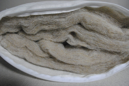 White linen pillow, flax cloth and linen fiber inside, Pleasant to touch and safe to sleep