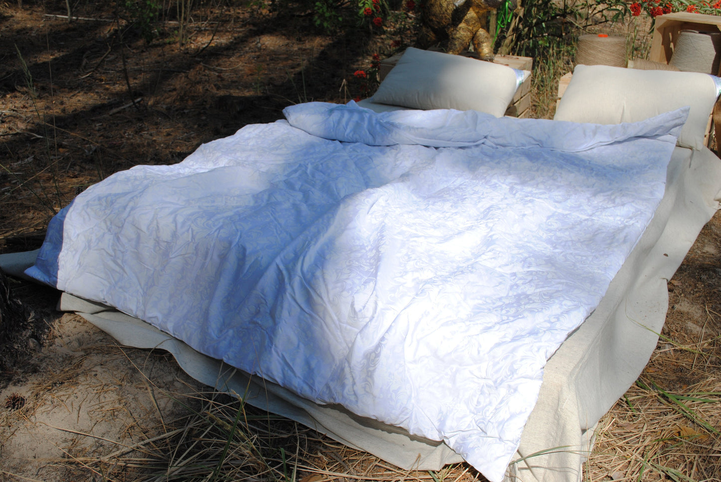Hemp bedding set,Cotton blanket and two pillows, hemp fiber inside this bedding