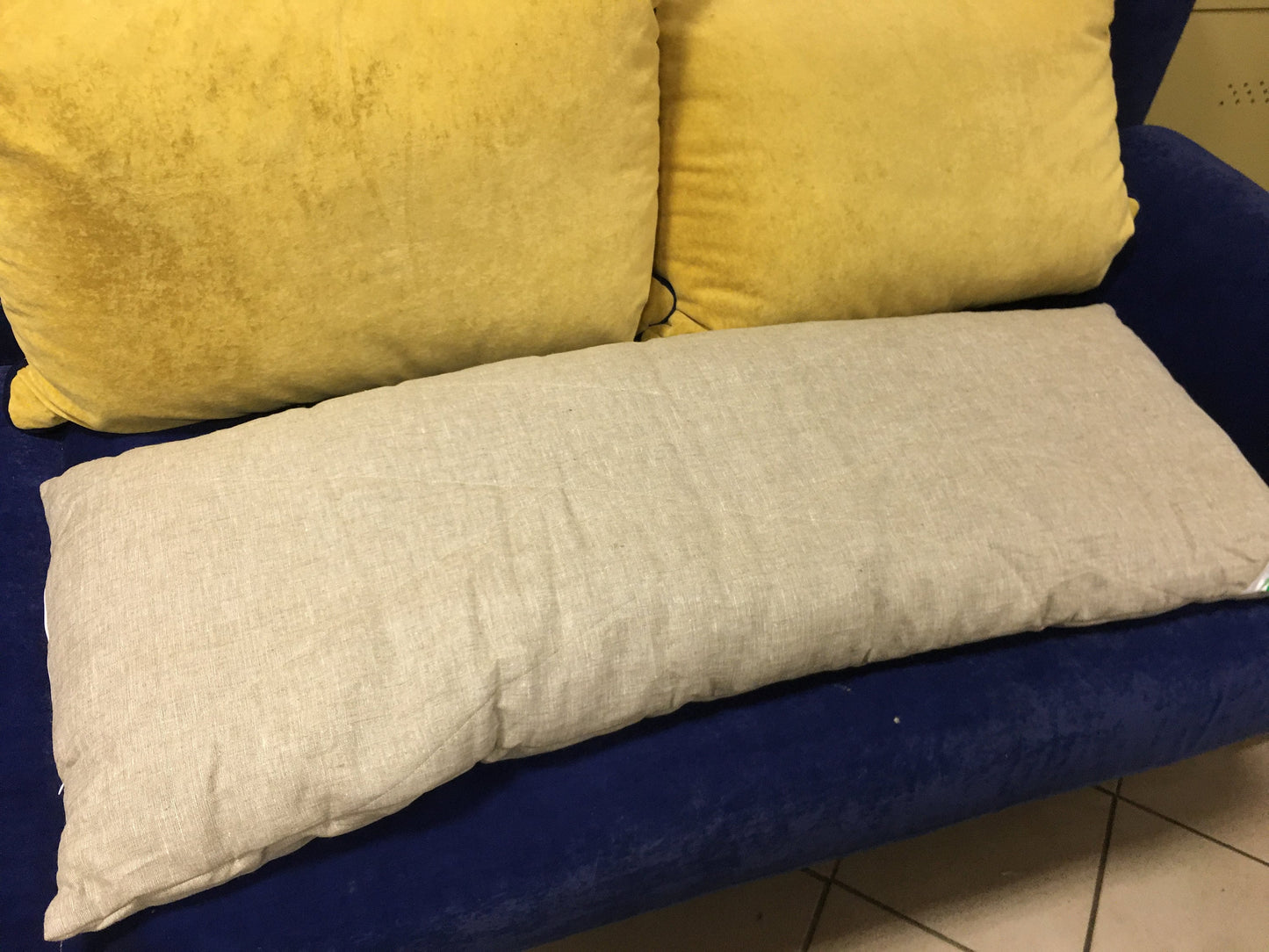 Hemp pillow insert filled buckwheat hulls