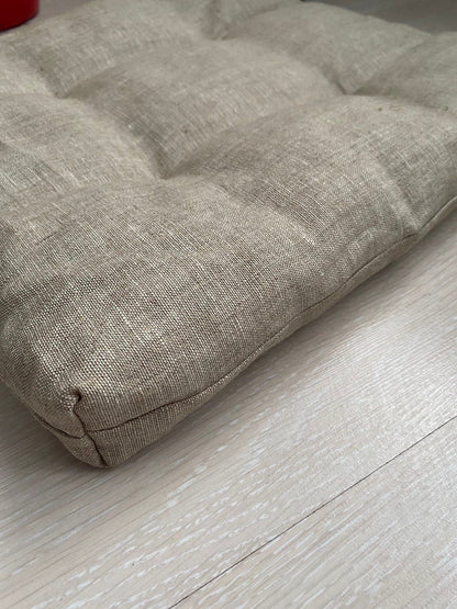 Hemp chair cushion with hemp filler and hemp cover