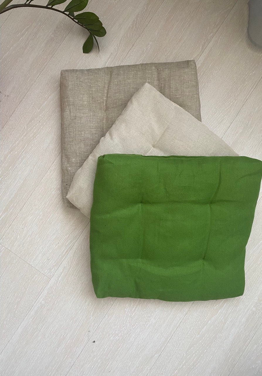 Hemp chair cushion with hemp filler and hemp cover