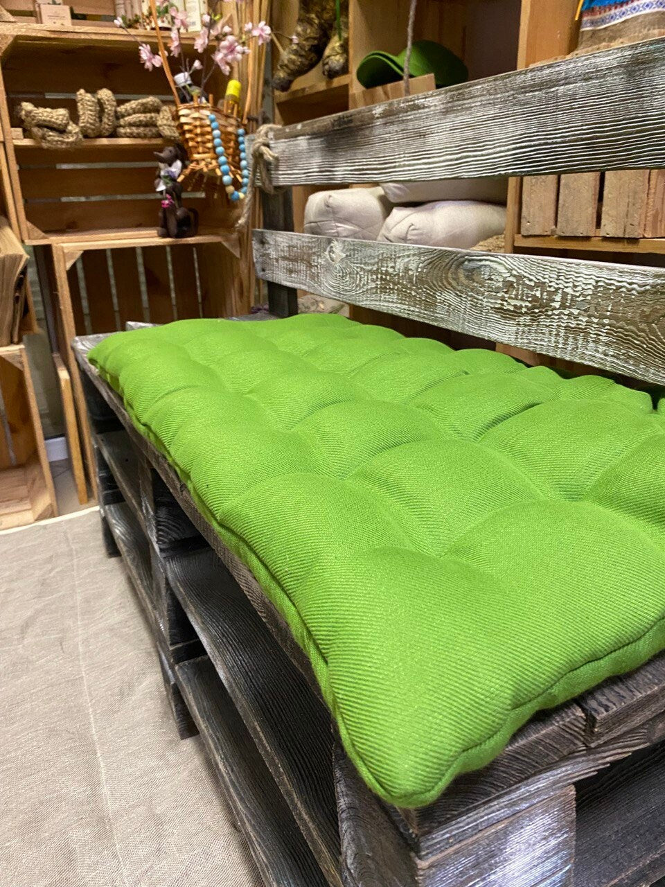 Hemp floor cushion with buckwheat husk