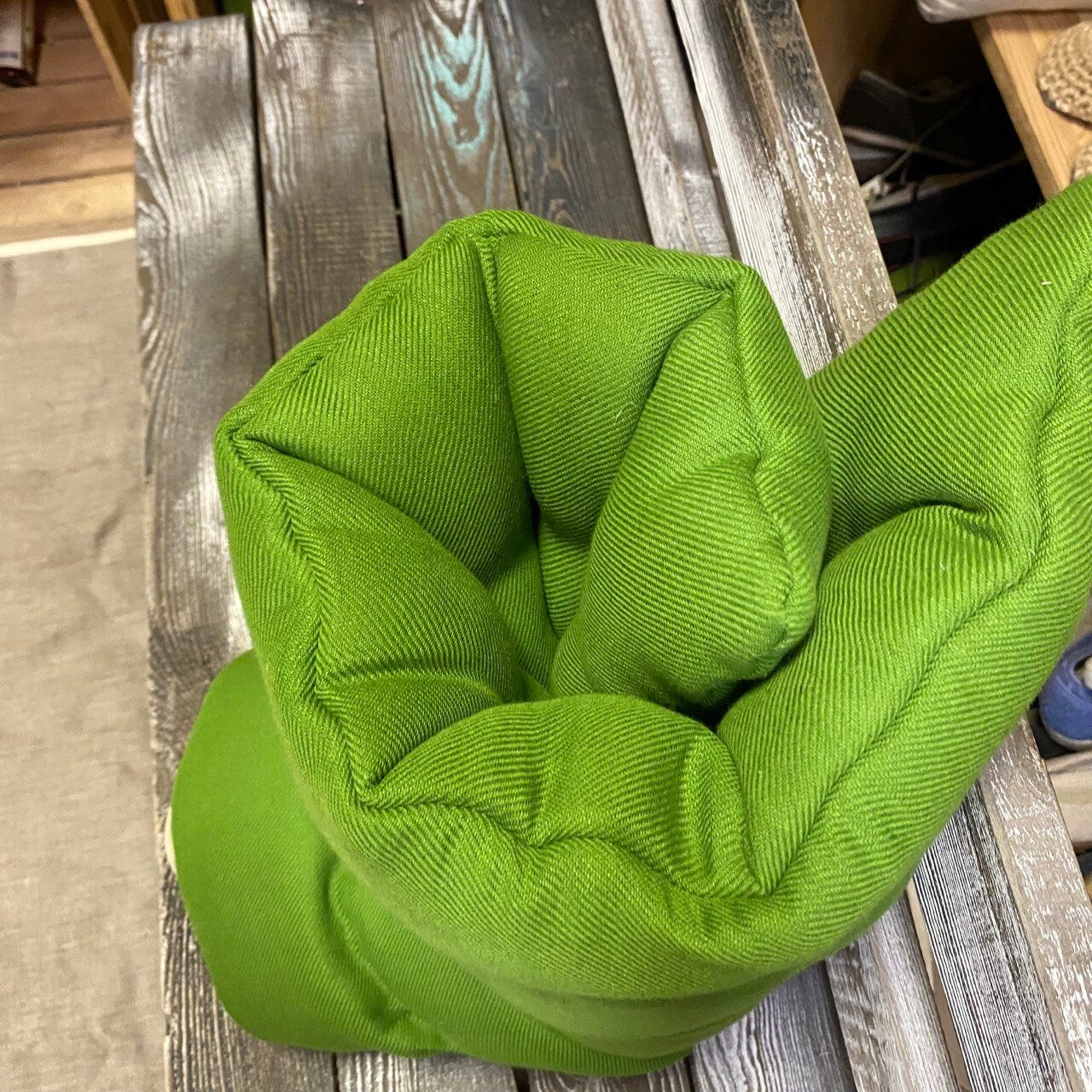 Hemp floor cushion with buckwheat husk