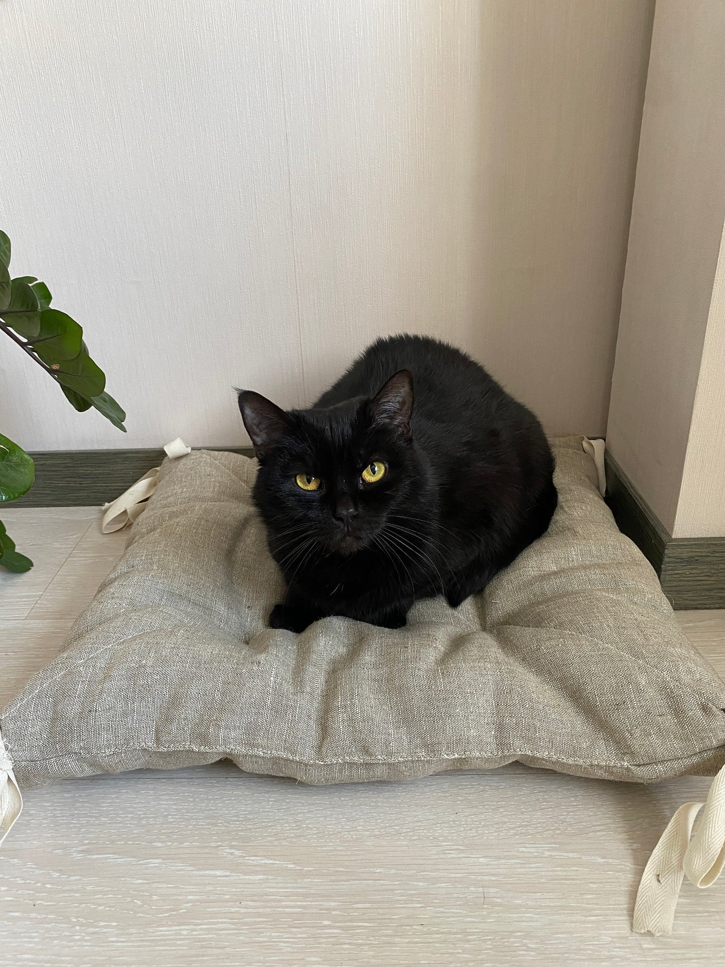 Pet bed made of hemp, Gray hemp pillow for cats