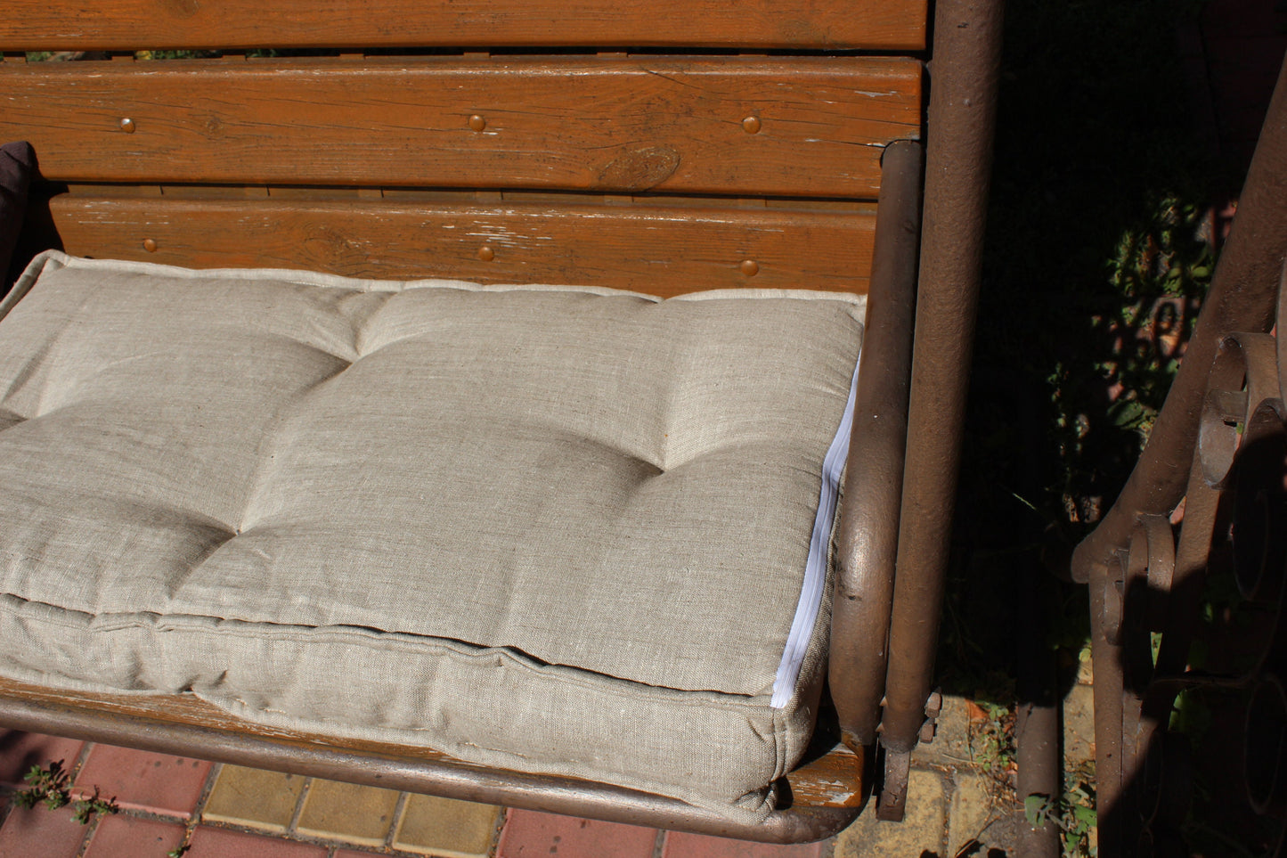 Hemp mat with hemp filler