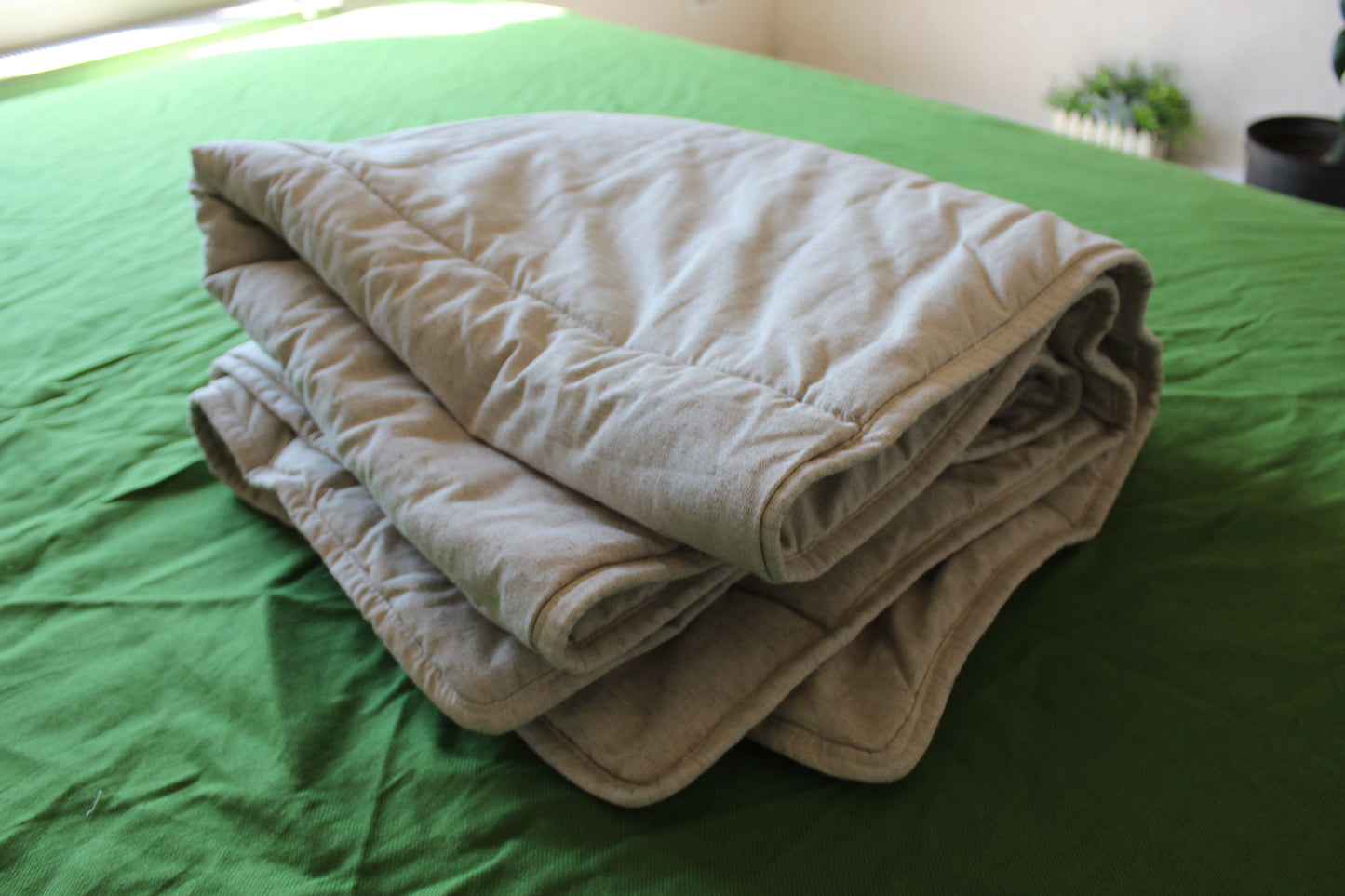 Hemp quilted blanket with stripes
