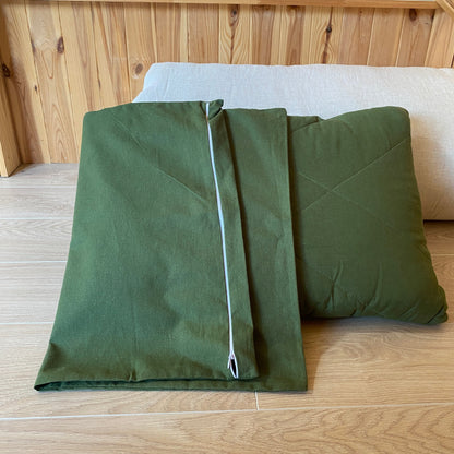 Hemp pillowcase with zipper, green colour