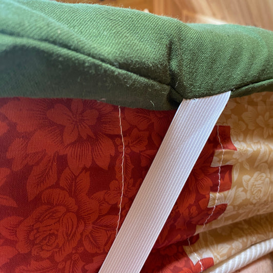 Hemp mattress topper green with 4 strings